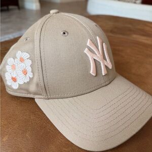 New Era New York Yankees special edition floral women’s baseball hat